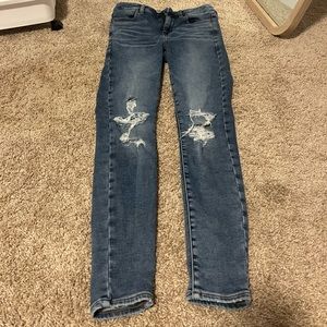 Size 4 Women’s AE Jeans